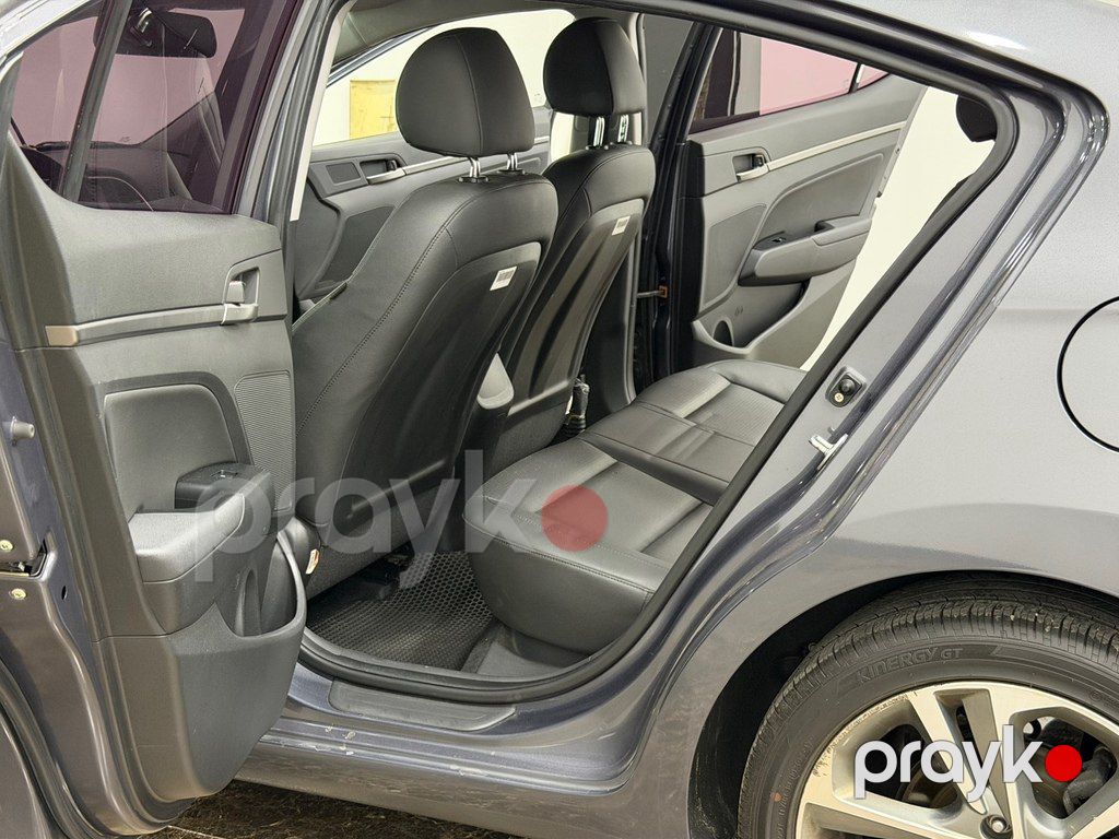Hyundai Avante, 1.6 L, 2017 il, 183 000 km — Avtomobillər, Bakı (10)