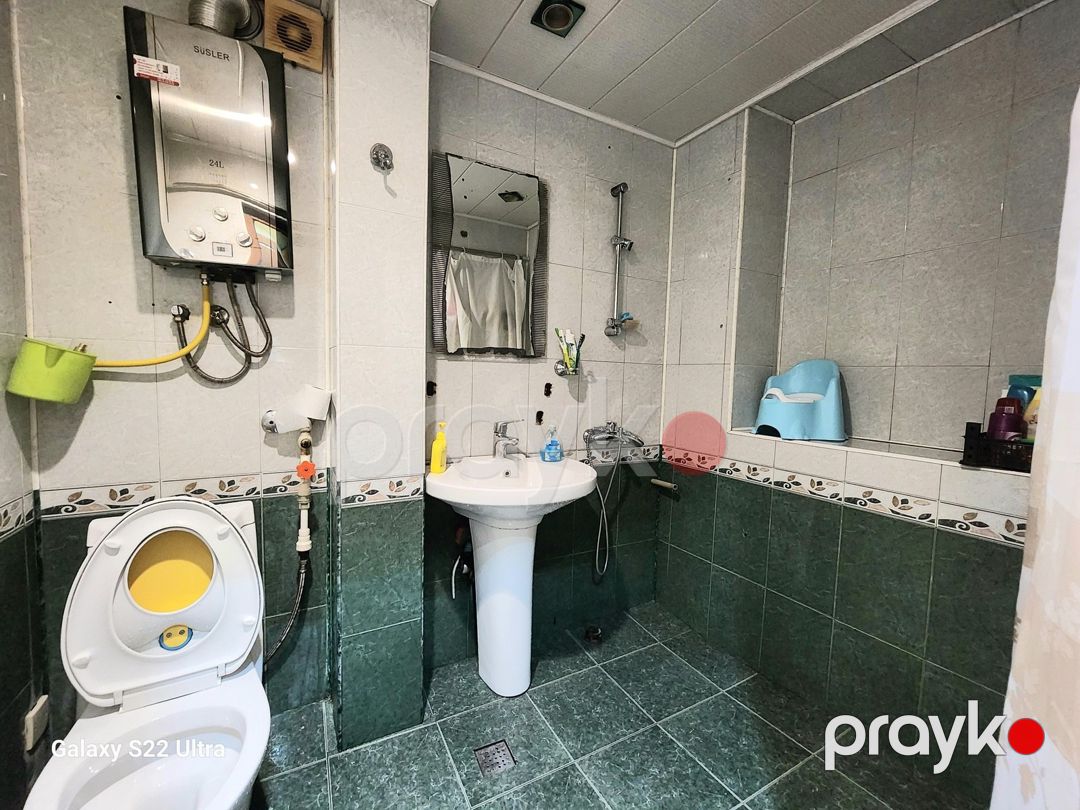 Satılır 4 otaqlı köhnə tikili 100 m² — Mənzil, Bakı (12)