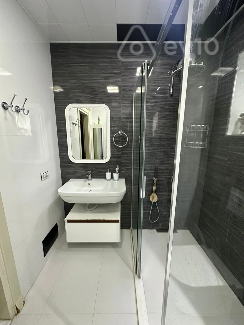 3 otaqlı mənzil, 130 m², Tbilisi prospekti — kirayə — Mənzil, Bakı (12)