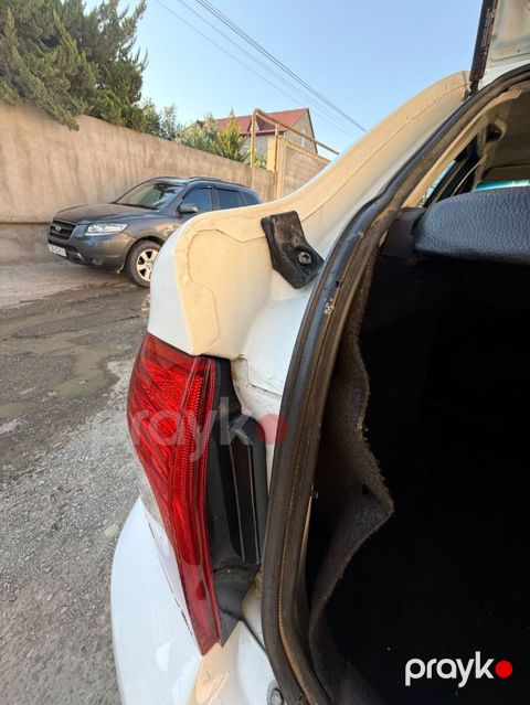 VAZ (Lada) Priora: 1.6 l 2012 il 327676 km Hetçbek — Bakı
