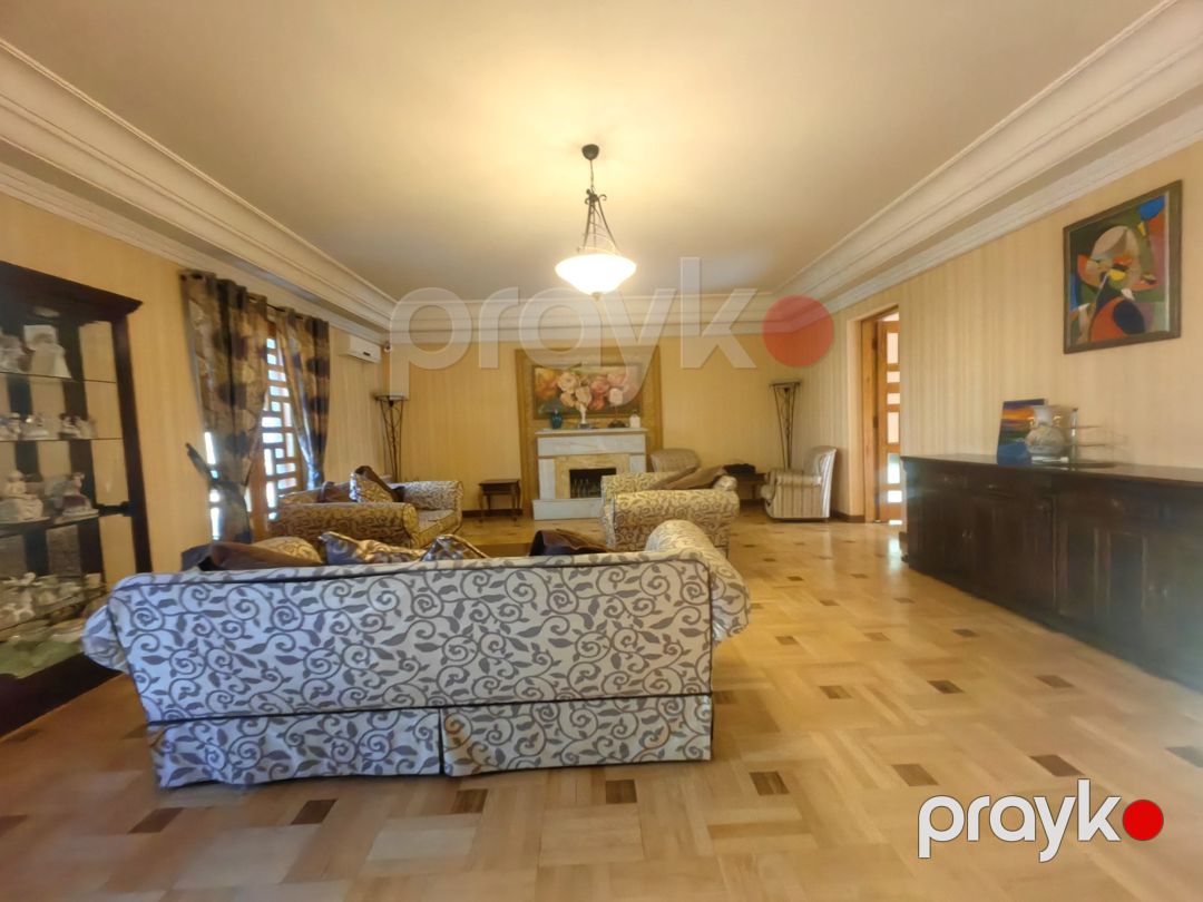 Satılır 5 otaqlı köhnə tikili 197 m² — Mənzil, Bakı (4)
