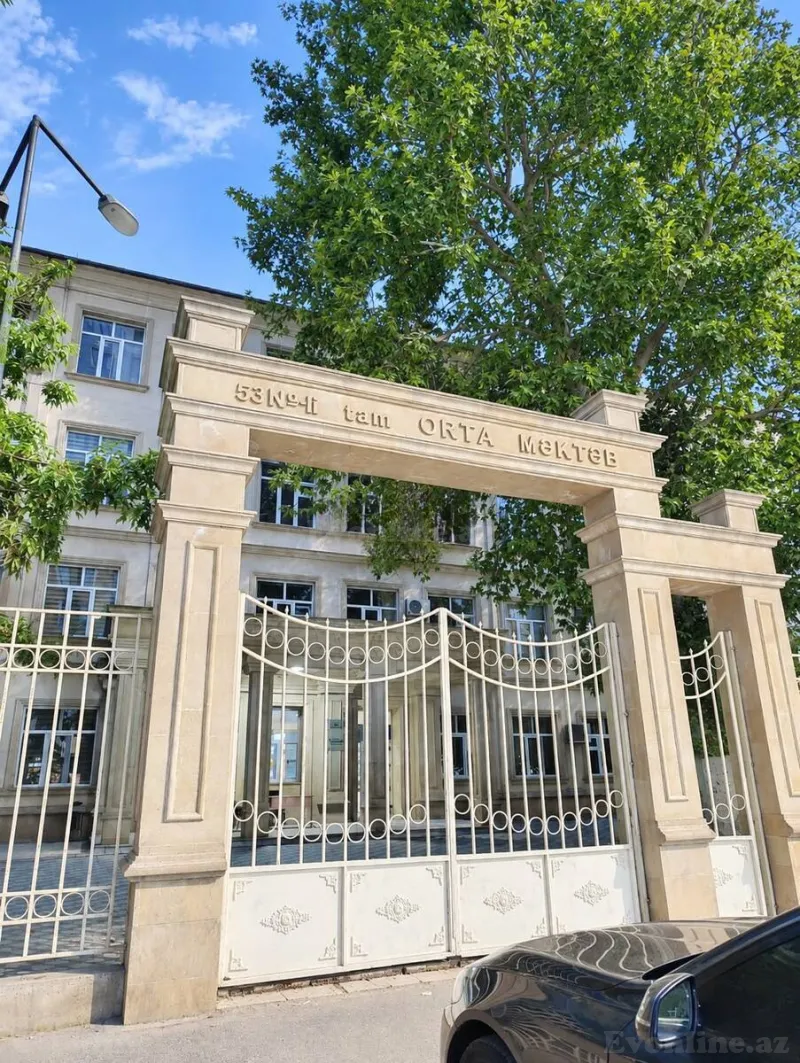 Satılır 3 otaqlı Mənzil Köhnə tikili 85 m² Bakı, Yasamal r., Elmlər Akademiyası m., Yasamal — Bakı