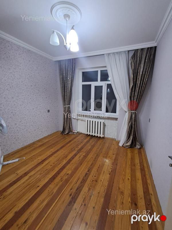 Satılır 4 otaqlı Bina evi menzil (Köhnə tikili), 80 m², Suraxanı rayonu — Mənzil, Bakı (3)