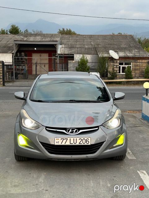 Hyundai Elantra, 1.8 L, 2015 il, 307 385 km — Şəki