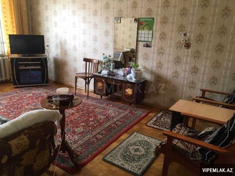 Sabunçu rayonunda 4 otaqlı Köhnə tikili Satılır, 110 m² — Bakı