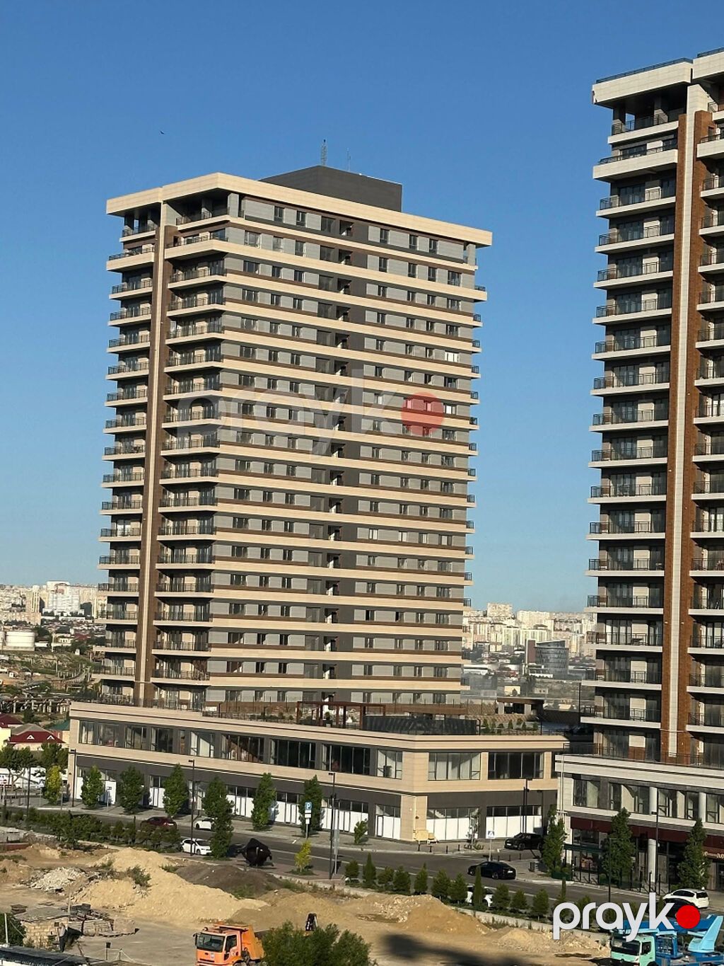 Ağ Şəhərdə 1100 m² premıum kommersiya obyekti — satılır Yer: Ağ — Əmlak, Bakı (6)