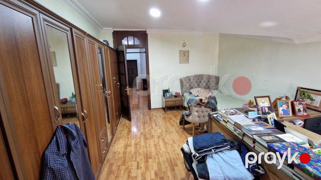 Satılır 4 otaqlı köhnə tikili 190 m² — Mənzil, Bakı (11)