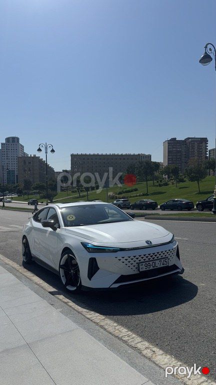 Changan Uni-V iDD, 1.5 L, 18.4 kWh, 2024 il, 21 140 km — Bakı
