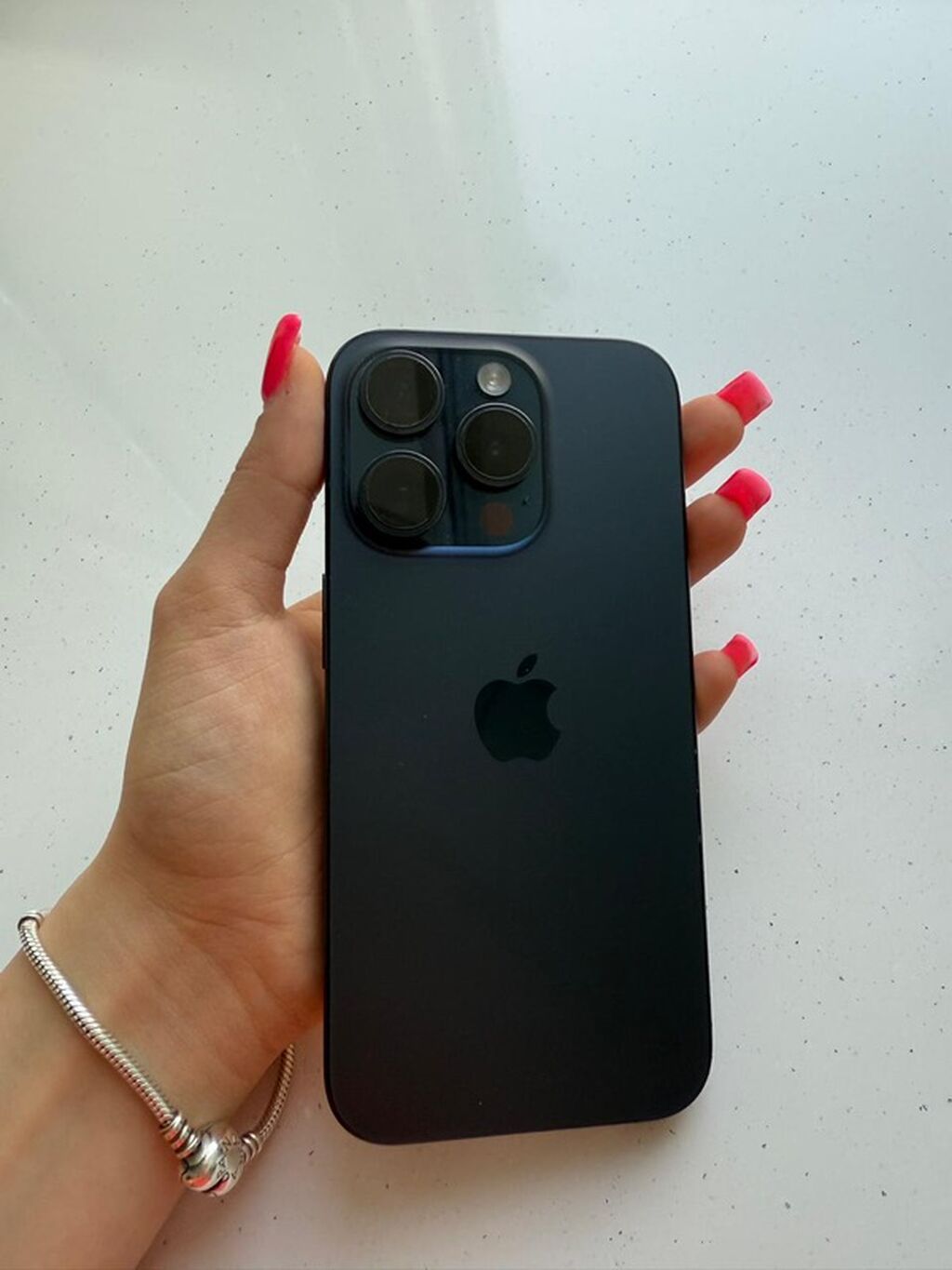 IPhone 15 Pro, 128 GB, Black Titanium, Simsiz şarj — Apple iPhone, Bakı (2)