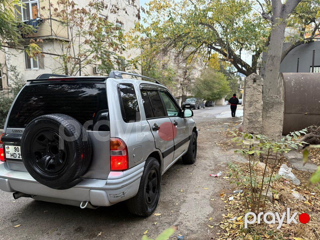 Suzuki Grand Vitara, 2.0 L, 2001 il, 250 000 km — Avtomobillər, Bakı (4)