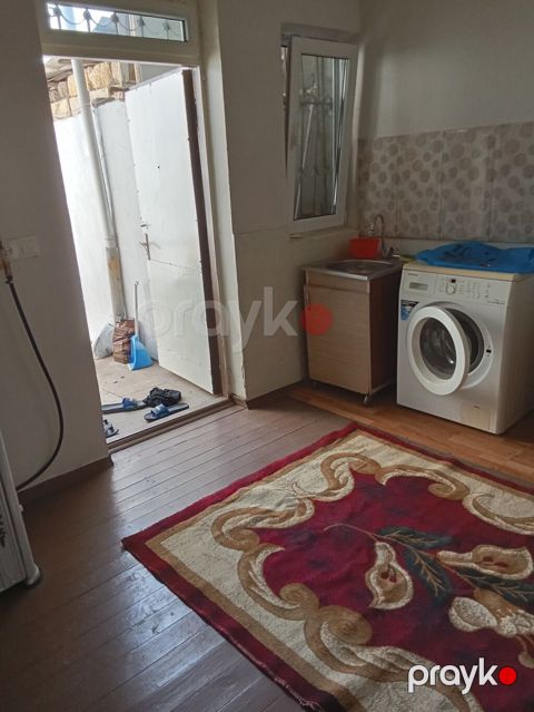 25 kv. m, 1 otaqlı, İşıq, Su, Kanalizasiya — Bakı