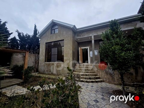 Satılır 5 otaqlı həyət evi/bağ evi 200 m² — Bakı
