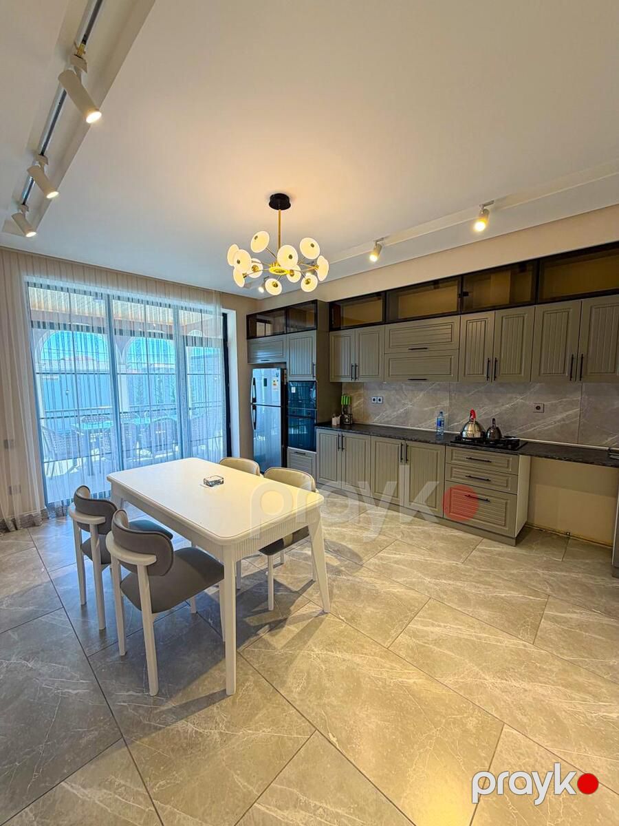 Satılır 5 otaqlı həyət evi/bağ evi 230 m² — Ev, villa, Bakı (7)