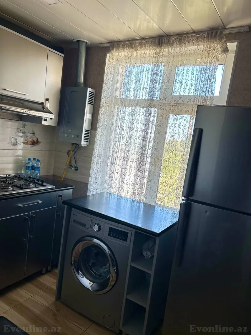 Satılır 3 otaqlı Mənzil Köhnə tikili 80 m² Bakı, Xətai r., Həzi Aslanov m., Həzi Aslanov — Mənzil, Bakı (7)