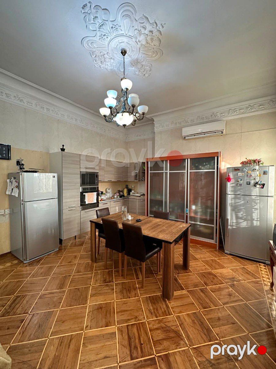 Satılır 6 otaqlı həyət evi/bağ evi 360 m² — Ev, villa, Bakı (11)
