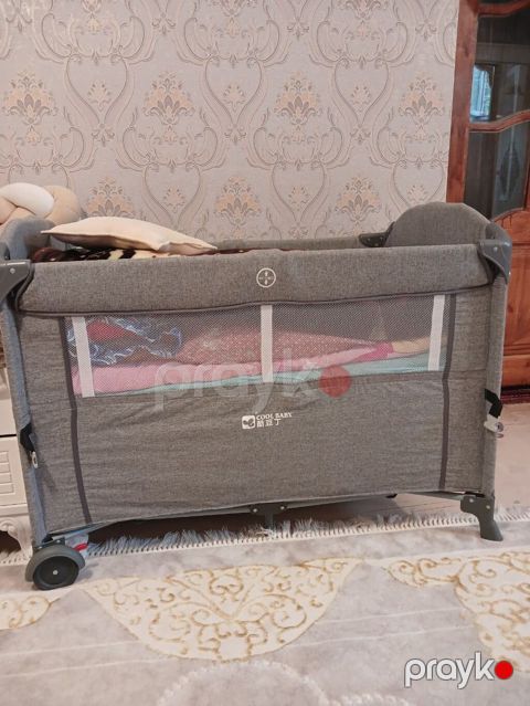 Beshik manej 2/1 de Qiymet 65 azn. Uşaq içində ta yatmadığı üçün — Bakı