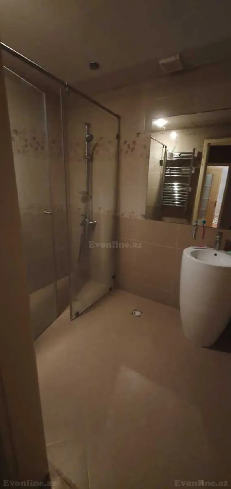 Satılır 3 otaqlı Mənzil Yeni tikili 128 m² Bakı, Yasamal r., 20 Yanvar m — Mənzil, Bakı (7)