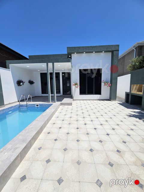 Satılır 4 otaqlı həyət evi/bağ evi 150 m² — Bakı