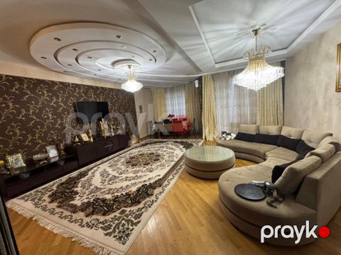 Satılır 3 otaqlı yeni tikili 150 m² — Bakı