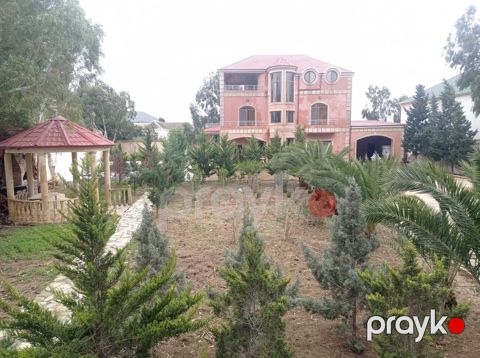 Satılır 5 otaqlı həyət evi/bağ evi 400 m² — Bakı