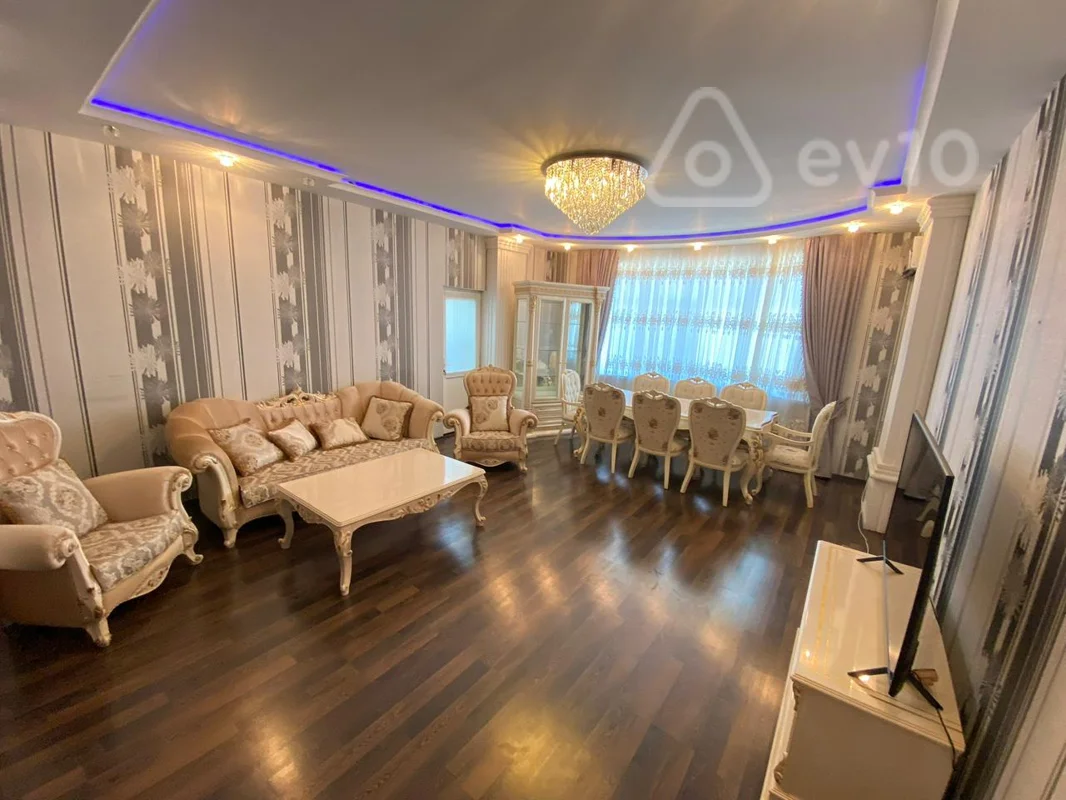 3 otaqlı mənzil, 110 m², Bakı şəhəri, Təbriz küçəsi — kirayə — Bakı