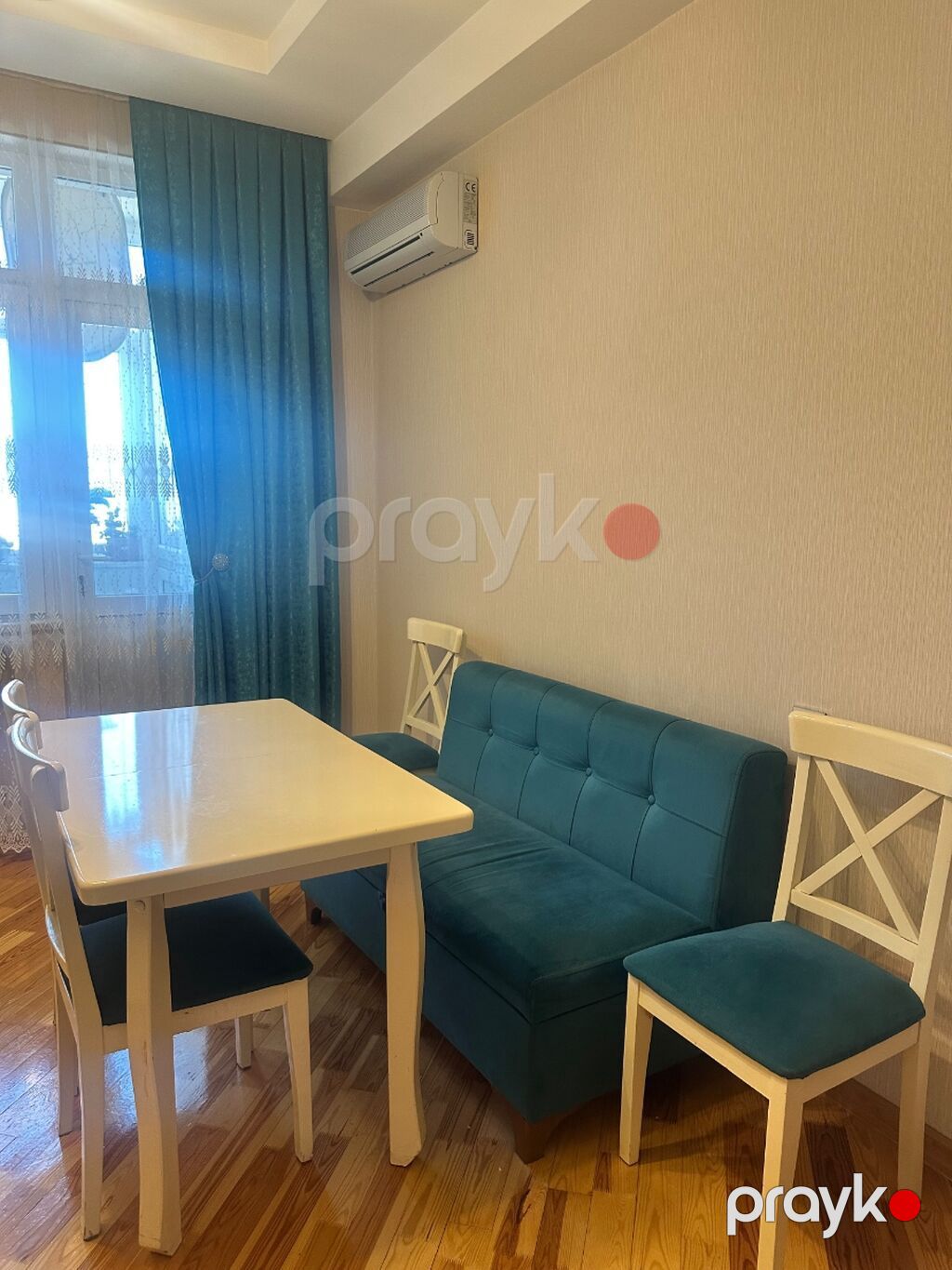 Mətbəx/qonaq otağı üçün mebel dəsti - Komplekt: 1 masa, 1 divan — Masalar və stullar, Bakı (2)