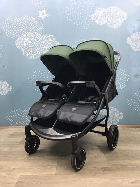Əkizlər üçün uşaq arabası — Strollers