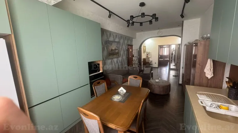 Satılır 3 otaqlı Mənzil Yeni tikili 100 m² Bakı, Yasamal r., İnşaatçılar m — Mənzil, Bakı (3)