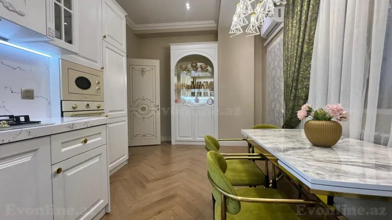 Satılır 3 otaqlı Mənzil Yeni tikili 150 m² Bakı, Nəsimi r., 28 May m — Mənzil, Bakı (6)