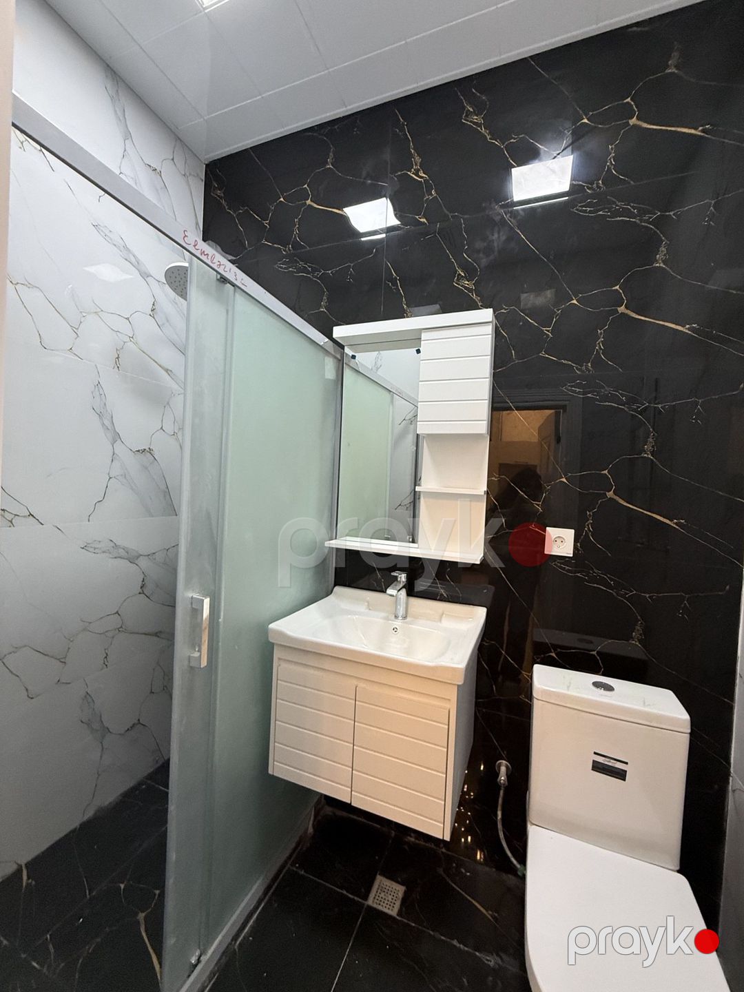 Satılır 2 otaqlı köhnə tikili 58 m² — Mənzil, Bakı (12)