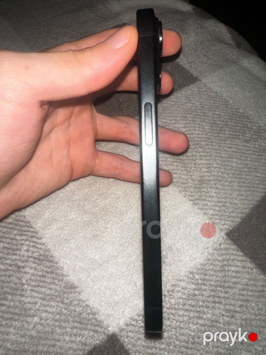 Qara, Face ID — Apple iPhone, Bakı (3)