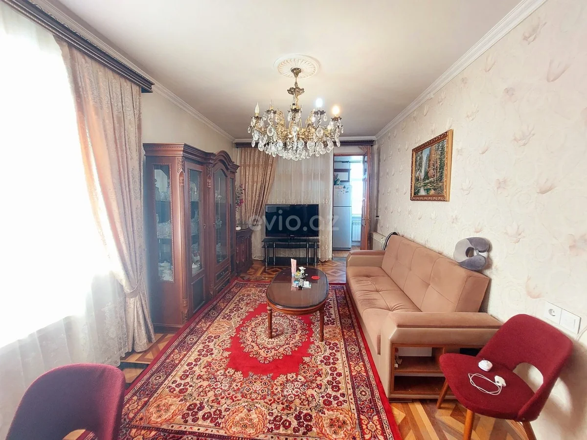 3 otaqlı orta təmirli mənzil satılır 7-ci mikrorayonda — Mənzil, Bakı (3)