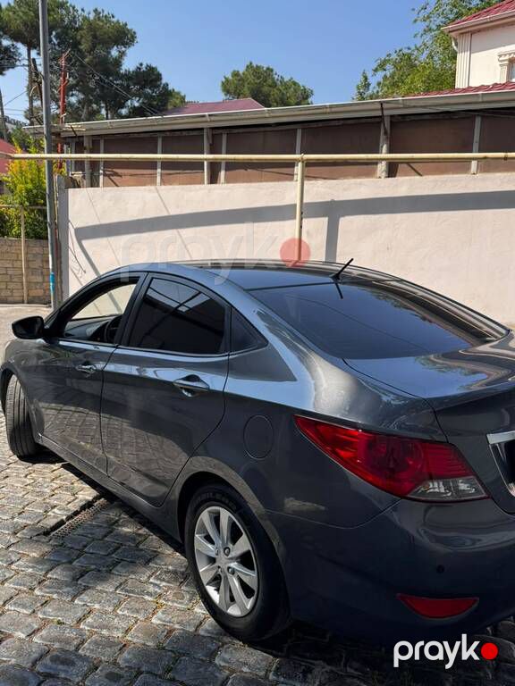 Hyundai Accent, 1.6 L, 2011 il, 221 000 km — Avtomobillər, Bakı (2)
