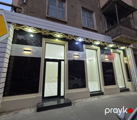 Satılır obyekt 55 m² — Bakı