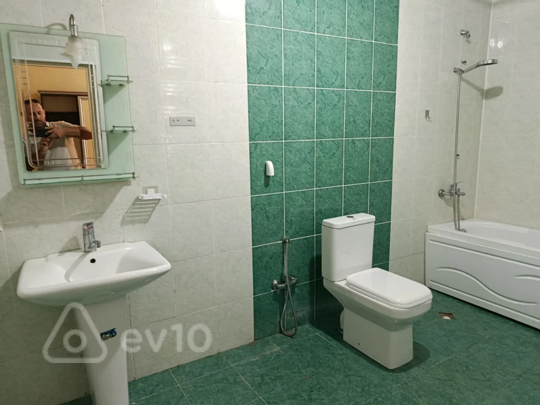 2 otaqlı mənzil, 92 m², Abasqulu Abbaszadə küçəsi — kirayə — Mənzil, Bakı (10)