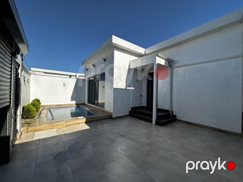 Satılır 4 otaqlı həyət evi/bağ evi 140 m² — Bakı