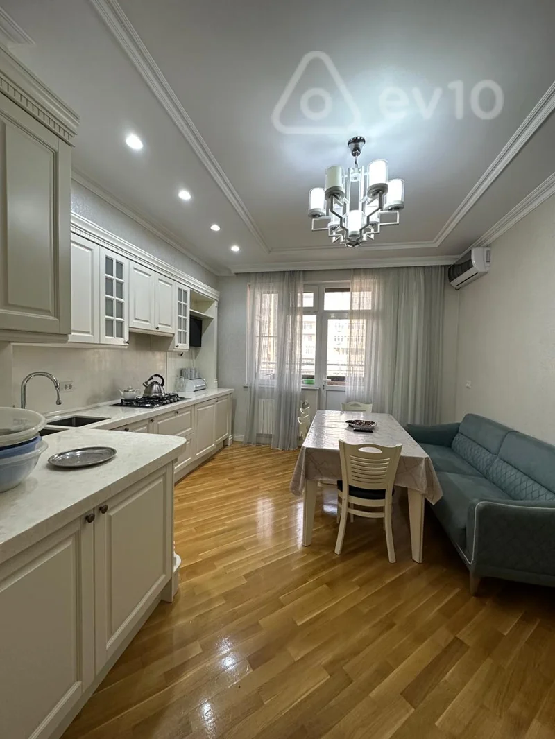 4 otaqlı mənzil, 176 m², 28may metrosunun yaxınlığı — kirayə — Mənzil, Bakı (9)