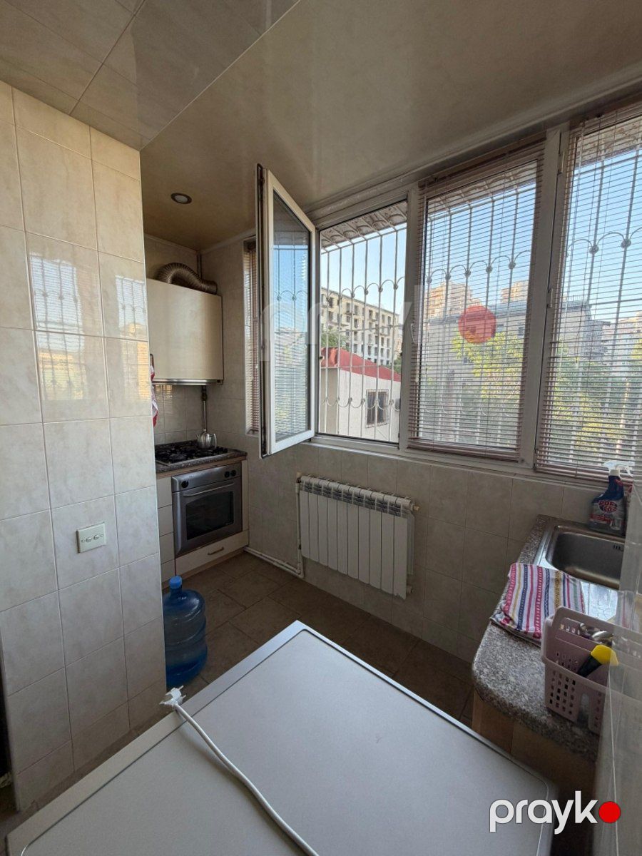 Satılır 4 otaqlı köhnə tikili 90 m² — Mənzil, Bakı (10)