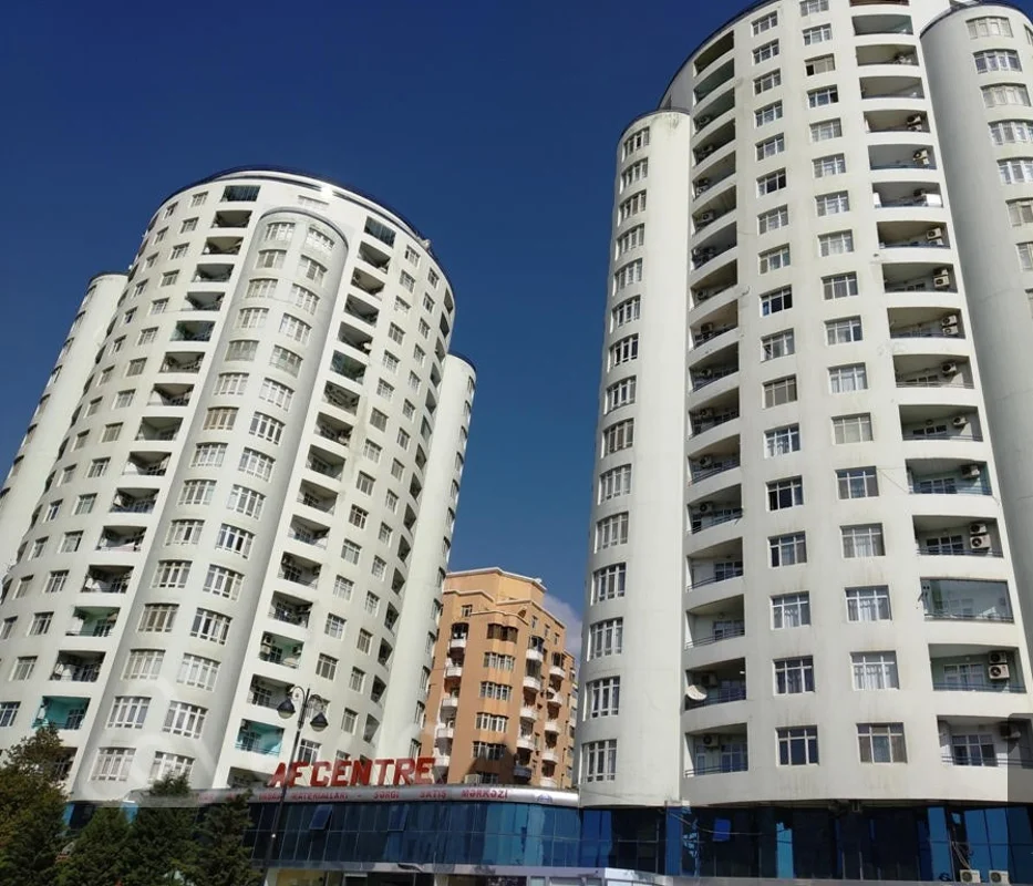 5 otaqlı mənzil, 241 m², Səməd Vurğun — Bakı