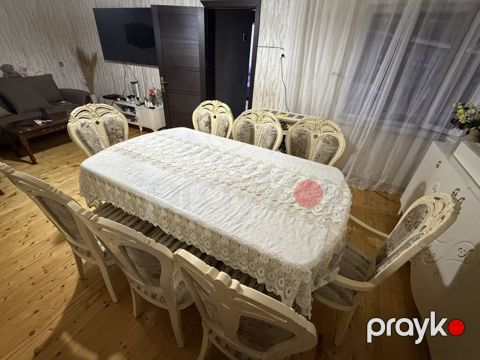 Klassik üslubda 10 nəfərlik yemək dəsti - Dəst: düzbucaqlı böyük masa — Masazır