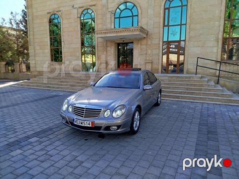 Mercedes-Benz E-Class: 2.7 l 2003 il Sedan — Yevlax
