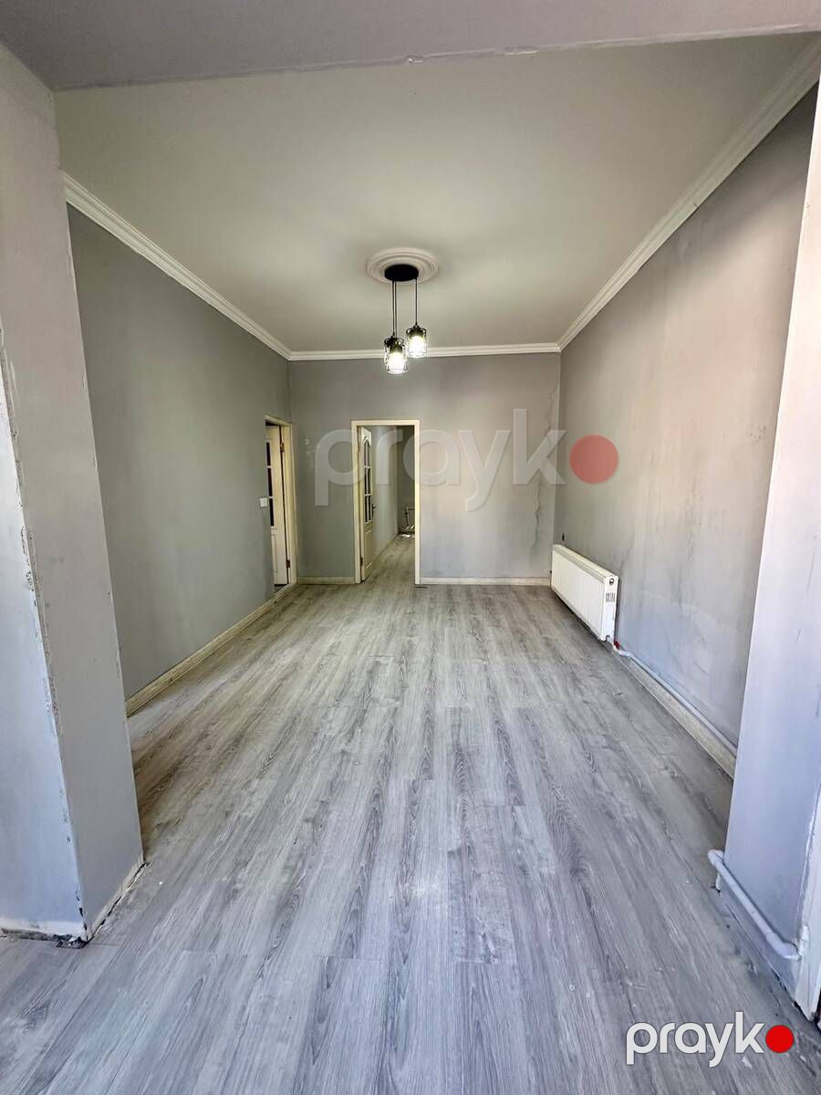 Satılır 2 otaqlı köhnə tikili 50 m² — Mənzil, Bakı (3)