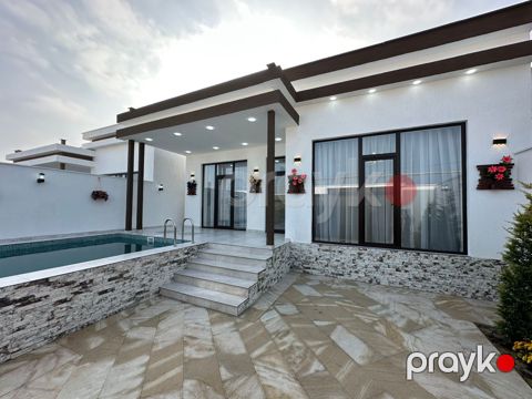 Satılır 4 otaqlı həyət evi/bağ evi 120 m² — Bakı