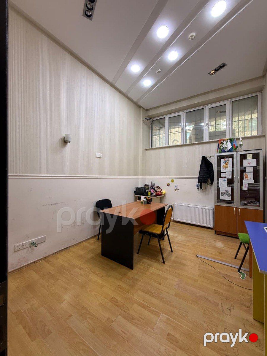 İcarəyə verilir 6 otaqlı ofis 220 m² — Ofis, Bakı (12)