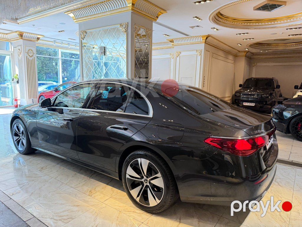 Mercedes E 300 de 4MATIC, 2.0 L, 25.4 kWh, 2024 il, 44 000 km — Avtomobillər, Bakı (6)