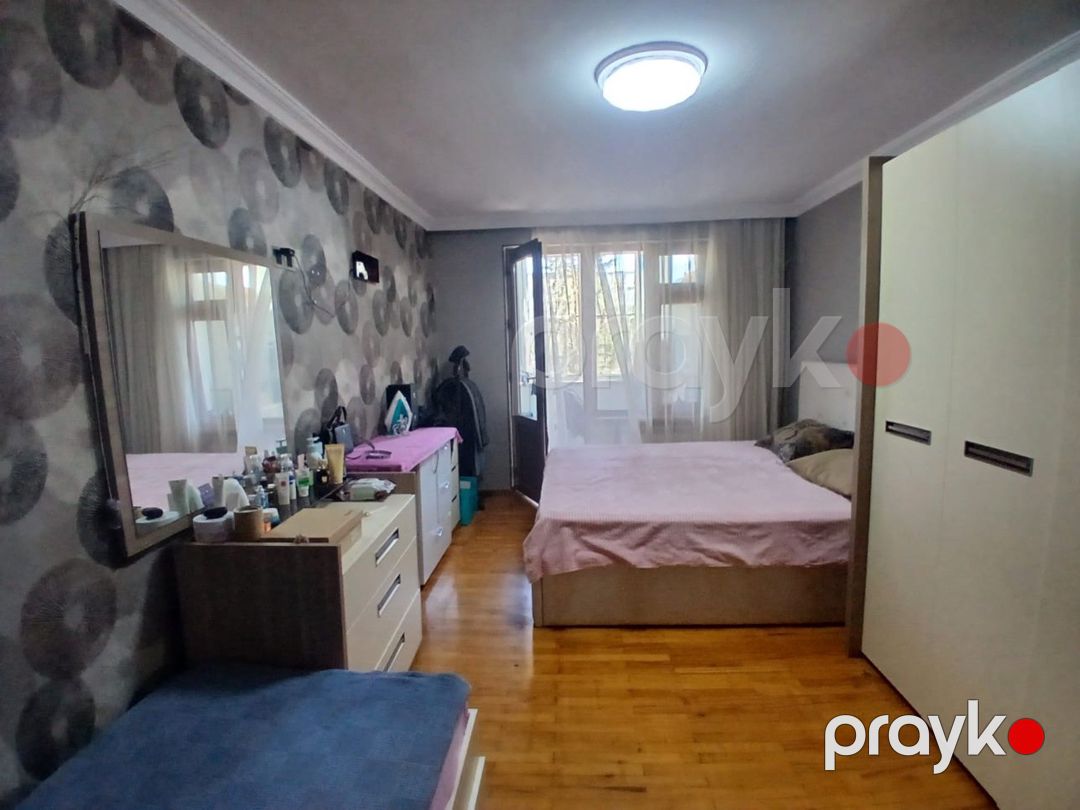 Satılır 4 otaqlı köhnə tikili 85 m² — Mənzil, Bakı (2)