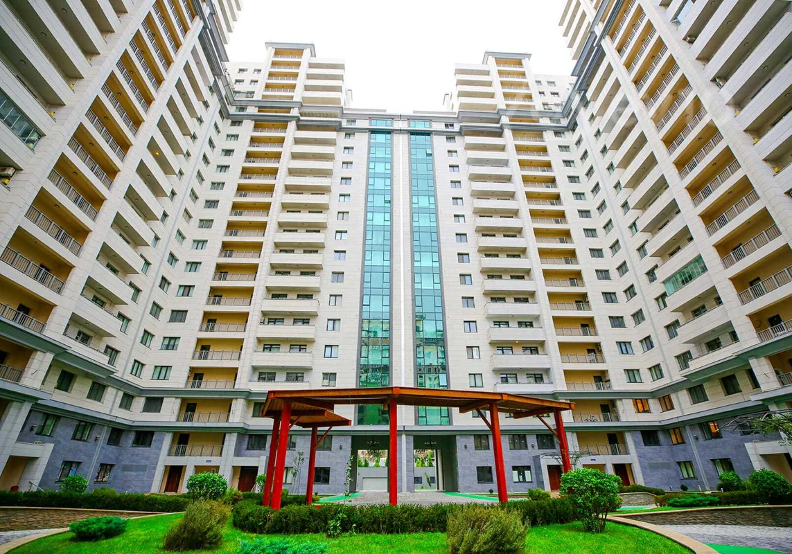 4 otaqlı mənzil, 180 m², пр Зардаби — kirayə — Bakı