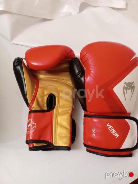 Venum boks əlcəyi — Sumqayıt