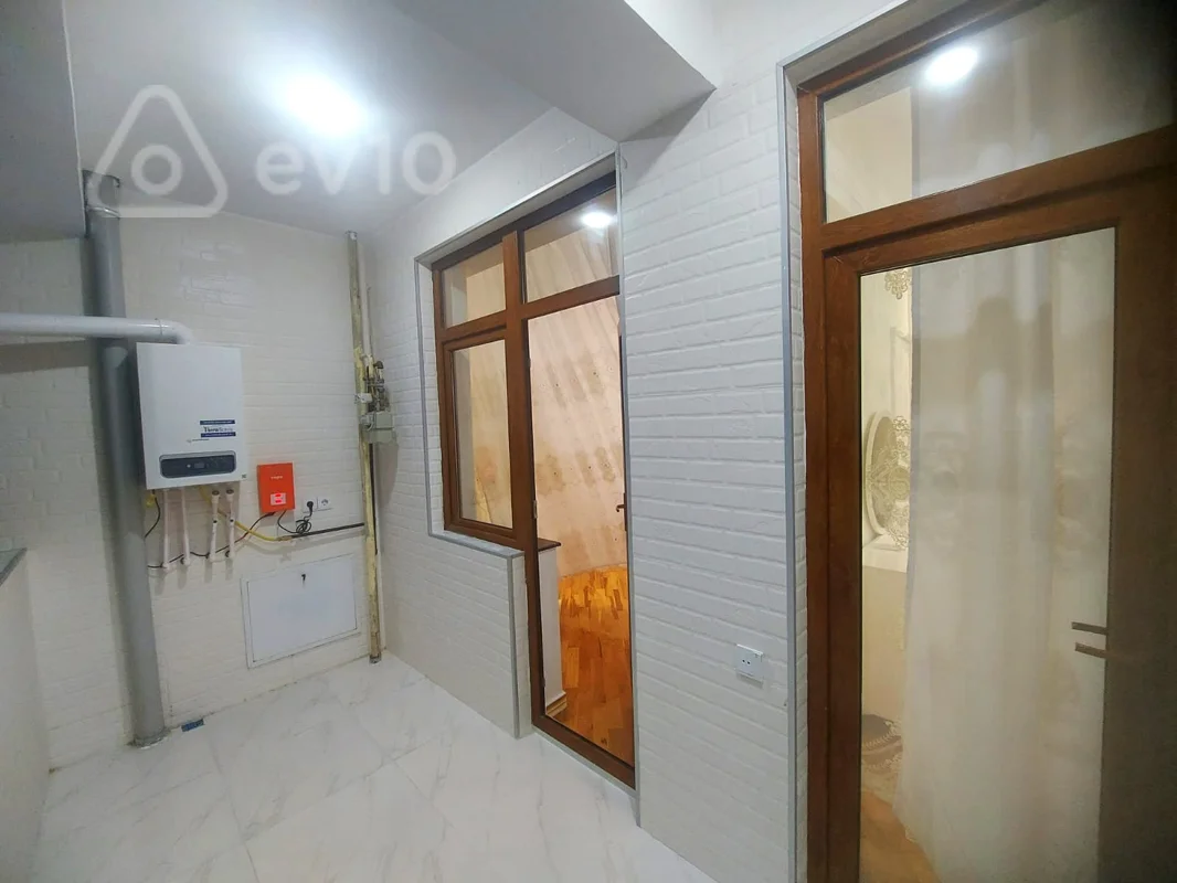 3 otaqlı mənzil, 103 m², Yasamal ray. Həsən Bəy Zərdabi küç. — kirayə — Mənzil, Bakı (12)