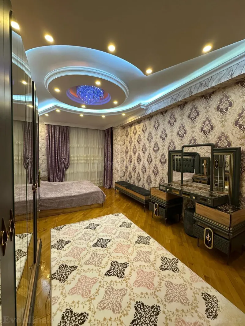 Kirayə verilir 3 otaqlı Mənzil Yeni tikili 145 m² Bakı, Yasamal r., Elmlər Akademiyası m — Mənzil, Bakı (4)